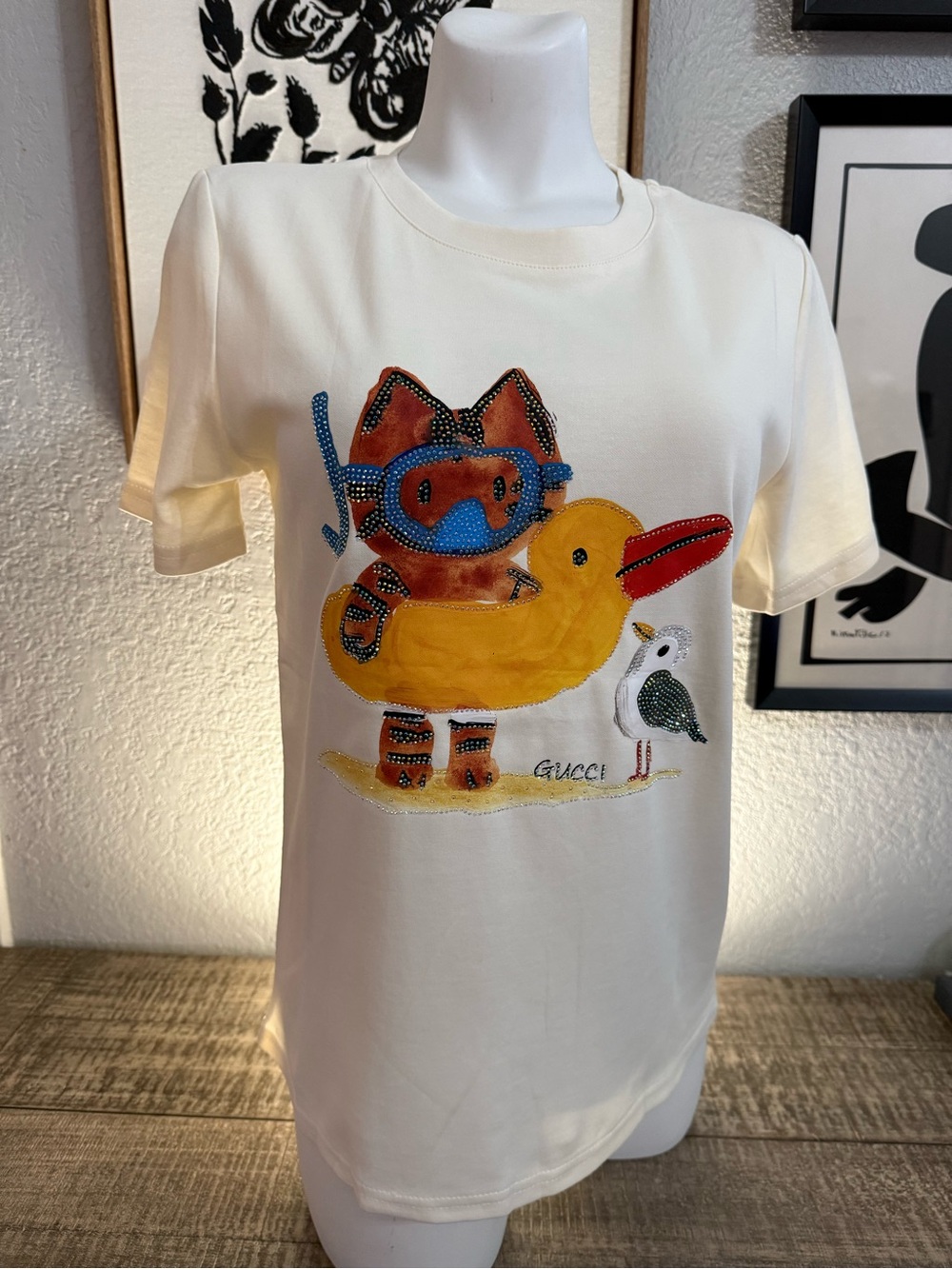 Gucci Short Sleeve Graphic Tee in Cream with Duck Print